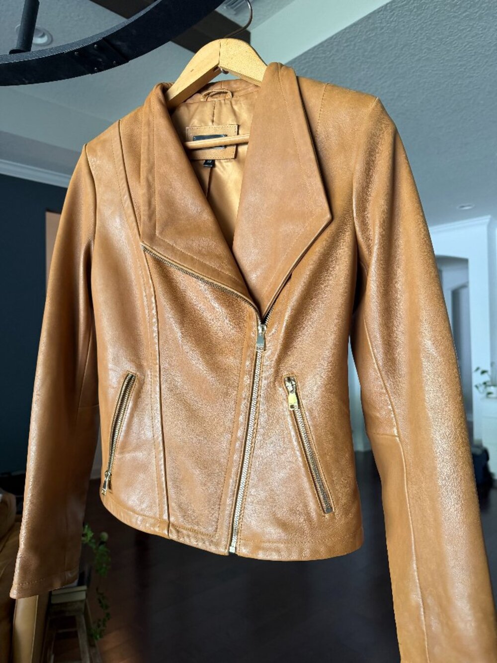 Stunning Leather Danier Moto Jacket- Caramel